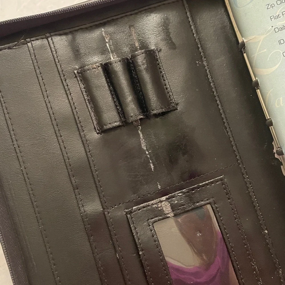 MUNDI Black Zip Planner Business Organizer Agenda Tracker Ring Binder Zip Book